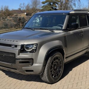 Land Rover Defender Octa